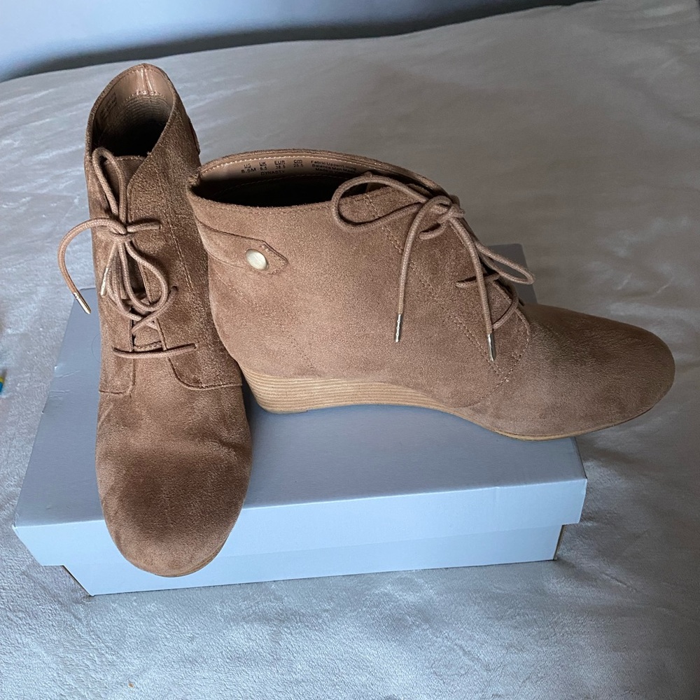 Dr. Scholls Taupe Wedge Ankle Boots